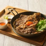 ［7～9月のおすすめ］<br>［ディナー］国産熟成牛のSUKIYAKI風　龍のたまごとご一緒にどうぞ