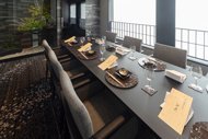 ［2026.4.1～］
<b>日本料理「大阪 浮橋」</b>
賢木会席（夕食）
お一人様：14,000円（一般価格：16,000円）
