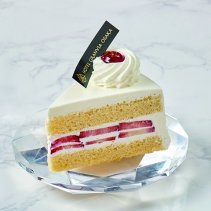 <b>ラウンジ リバーヘッド ホテルメイドケーキプレゼント</b>