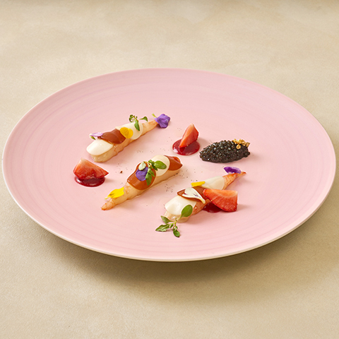 ボタン海老 ～カリフラワー 苺 キャビア～