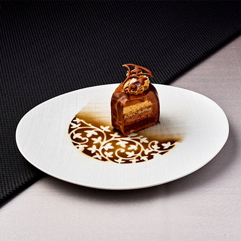 HANA～想いをのせて～<br>2025年 飴細工国際コンクール ステファン・グラシエ杯<br>味覚部門1位