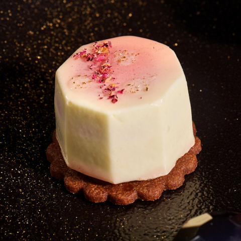 ピンクサファイア (桃とライチ)